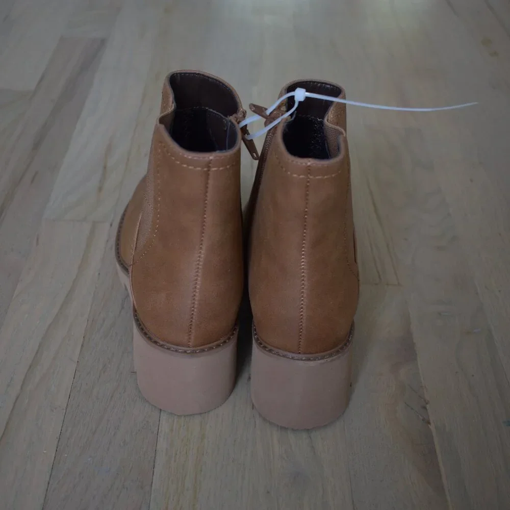 Naturalizer Cade Black Lug Sole Womens Boots in Chestnut Brown Size: 6M - Picture 4 of 8
